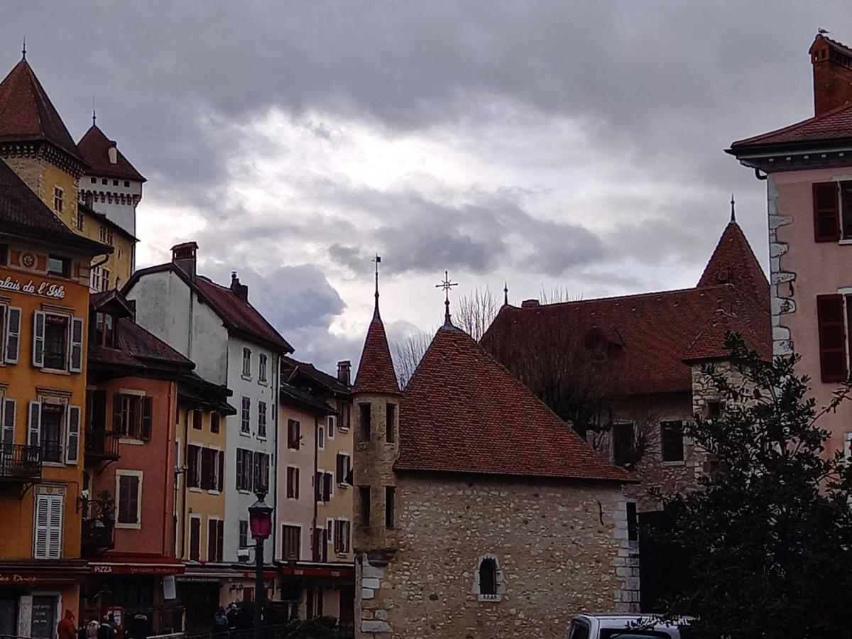 1 Passage Du Chateau Румийи Экстерьер фото